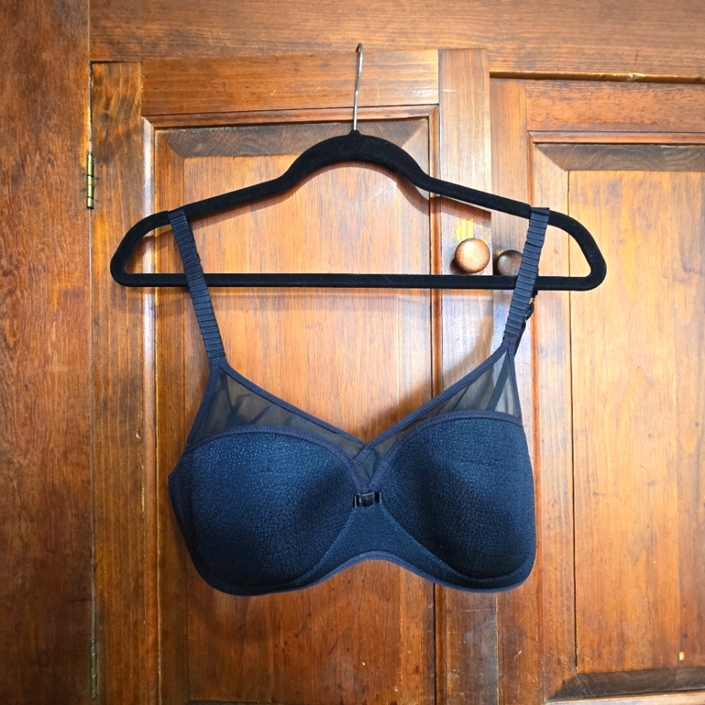 DIM Paris Wireless Black Bra with Mesh Details- 38C